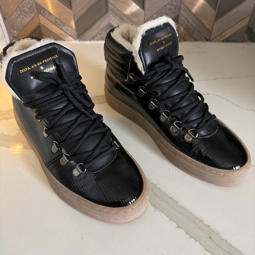 Black Women's High top sneakers Boots